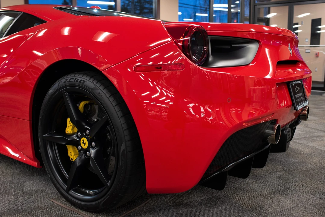 2017 Ferrari 488 GTB - Image 22 of 31