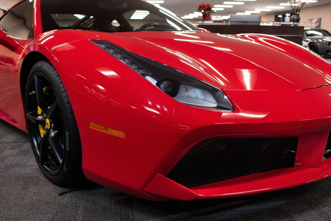 2017 Ferrari 488 GTB - Image 28 of 31