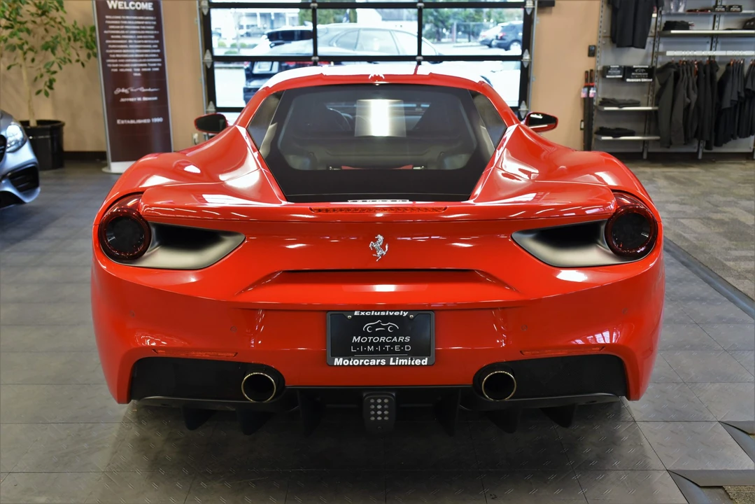 2017 Ferrari 488 GTB - Image 8 of 31