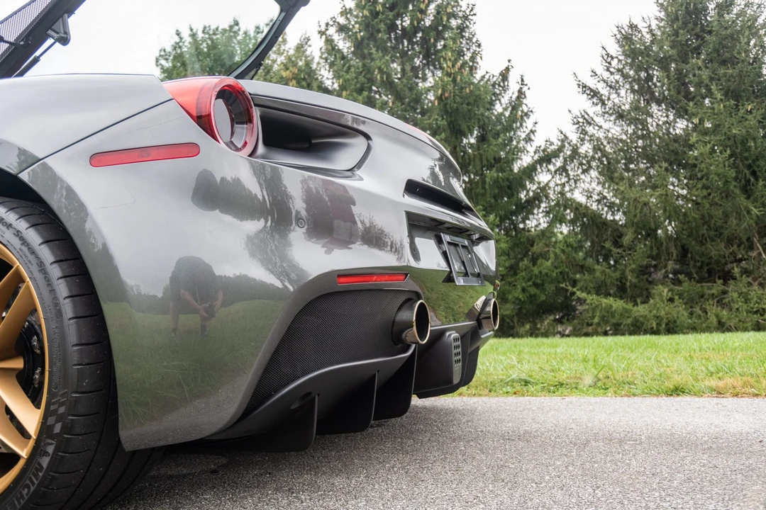 2017 Ferrari 488 GTB - Image 17 of 31