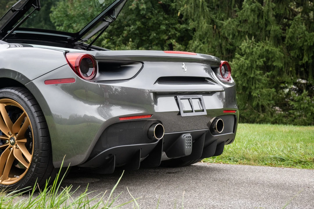2017 Ferrari 488 GTB - Image 18 of 31
