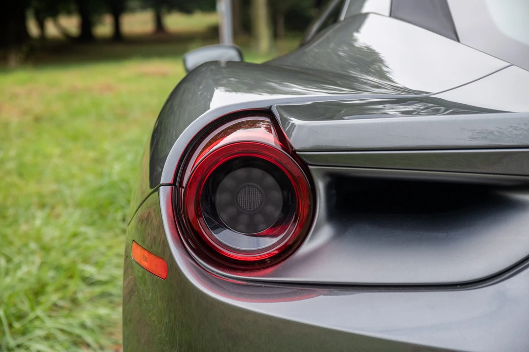 2017 Ferrari 488 GTB - Image 28 of 31