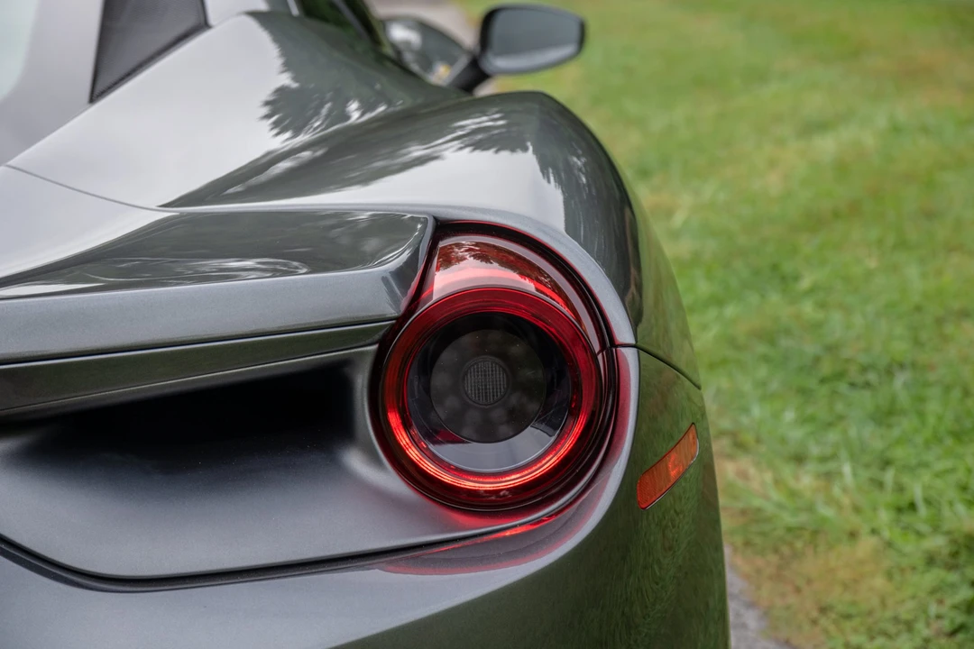 2017 Ferrari 488 GTB - Image 29 of 31