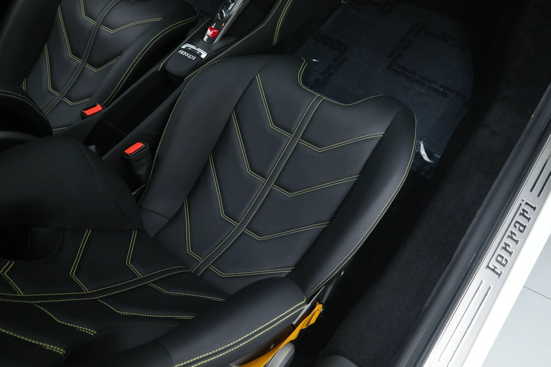 2017 Ferrari 488 GTB - Image 22 of 31