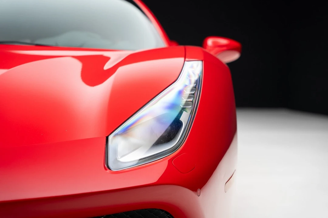 2017 Ferrari 488 GTB - Image 9 of 12