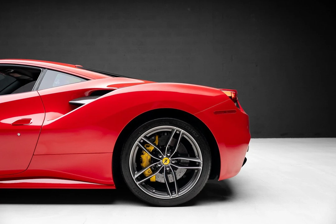 2017 Ferrari 488 GTB - Image 20 of 21