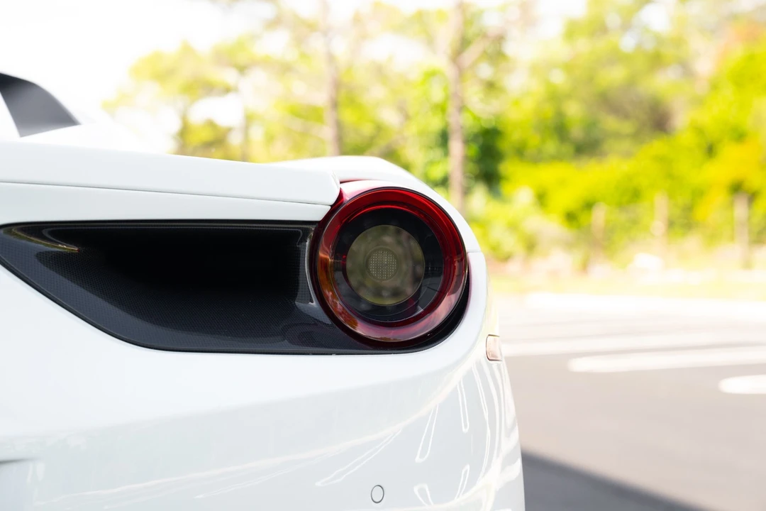 2017 Ferrari 488 GTB - Image 18 of 31