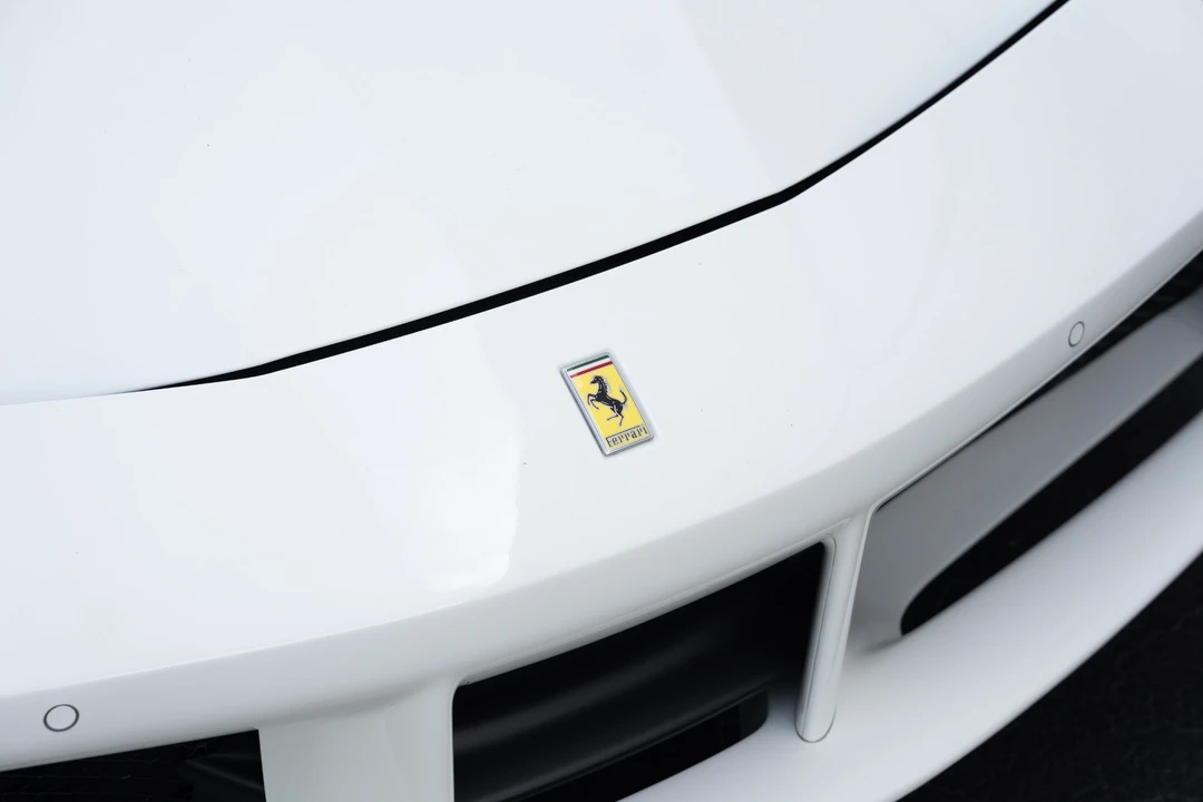 2017 Ferrari 488 GTB - Image 14 of 31