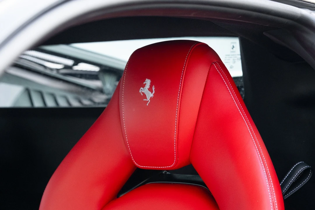 2017 Ferrari 488 GTB - Image 6 of 31
