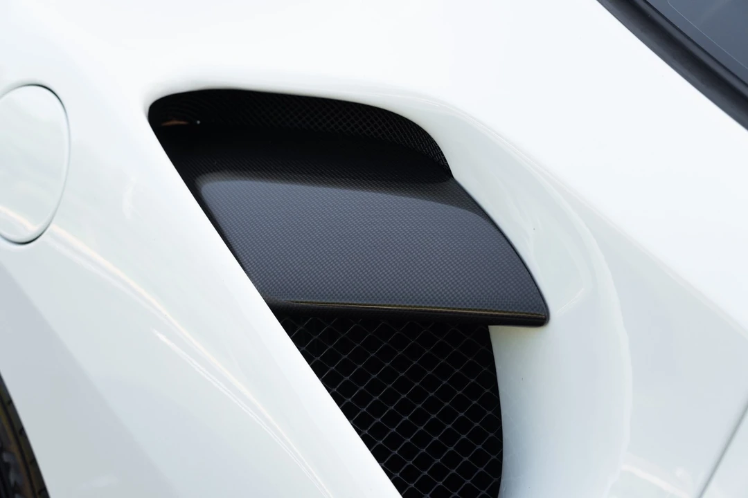 2017 Ferrari 488 GTB - Image 16 of 31