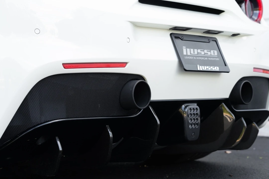 2017 Ferrari 488 GTB - Image 29 of 31