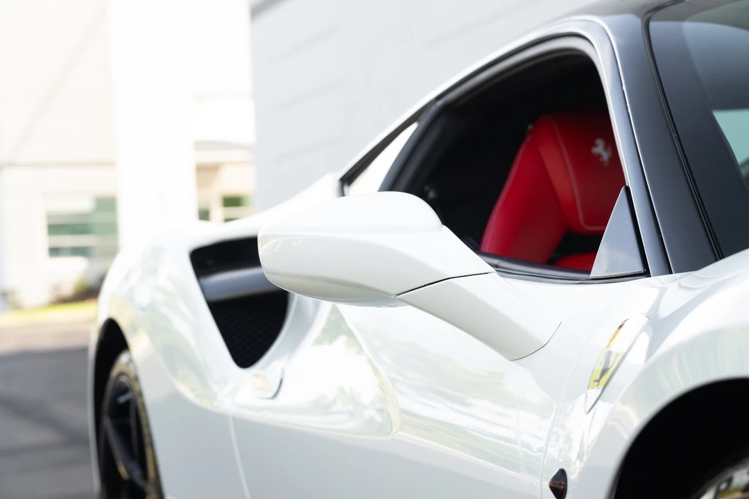 2017 Ferrari 488 GTB - Image 11 of 31
