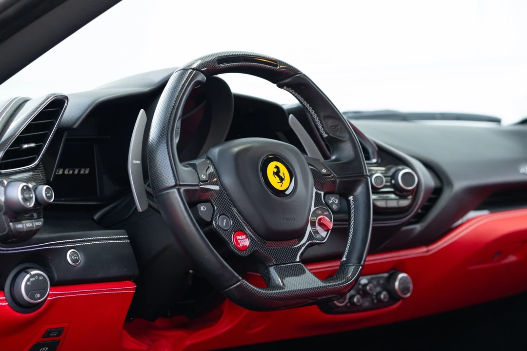 2017 Ferrari 488 GTB - Image 5 of 31