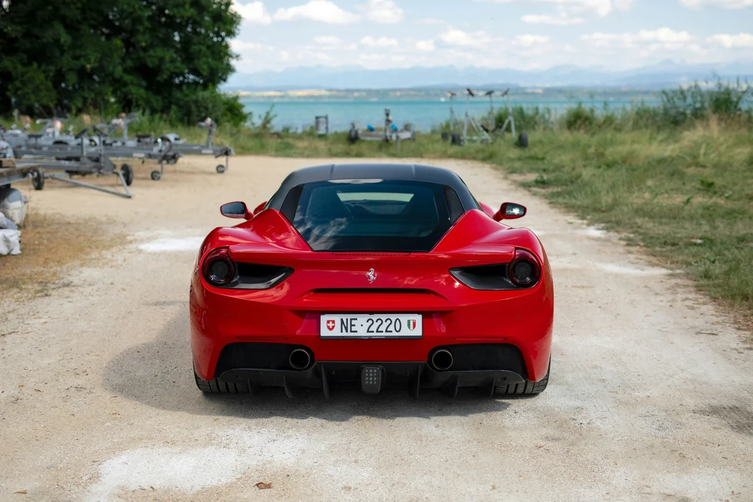 2017 Ferrari 488 GTB - Image 12 of 21