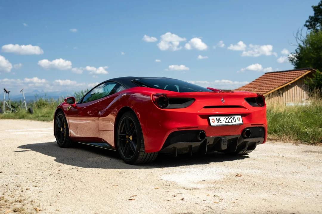 2017 Ferrari 488 GTB - Image 13 of 21