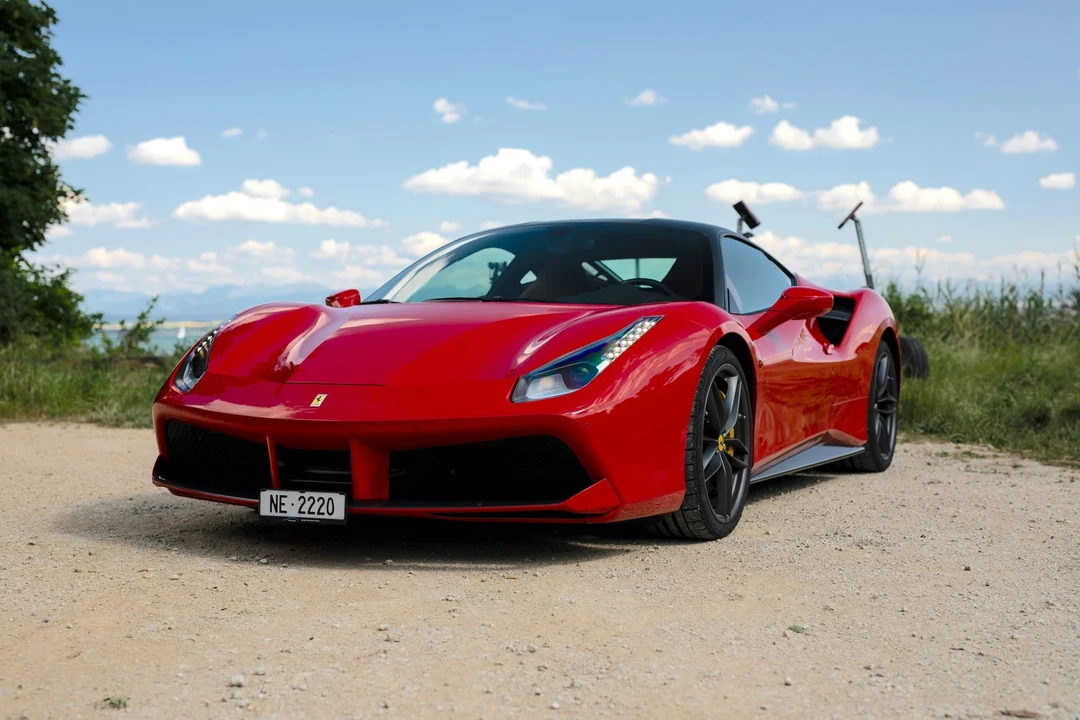 2017 Ferrari 488 GTB - Image 8 of 21