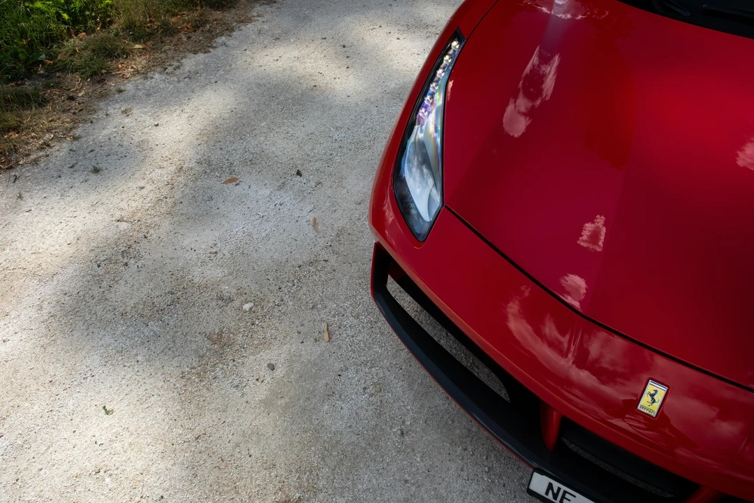 2017 Ferrari 488 GTB - Image 17 of 21