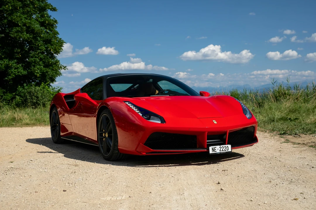 2017 Ferrari 488 GTB - Image 2 of 21