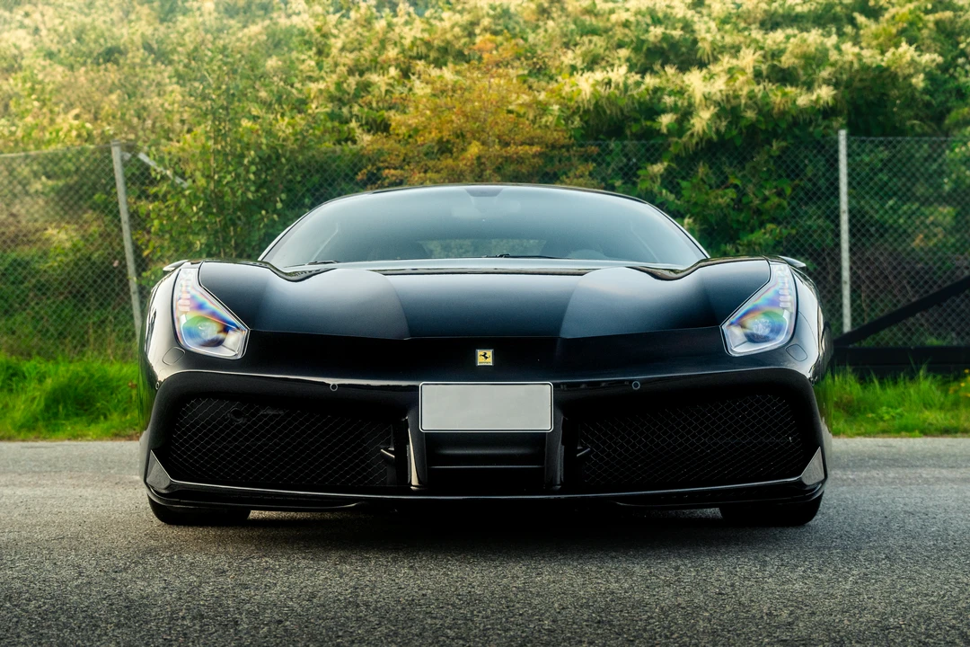 2017 Ferrari 488 GTB - Image 17 of 31