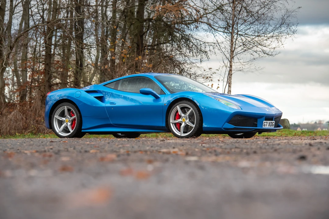2017 Ferrari 488 GTB - Image 9 of 31