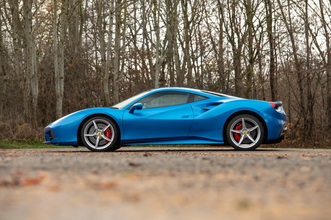 2017 Ferrari 488 GTB - Image 5 of 31