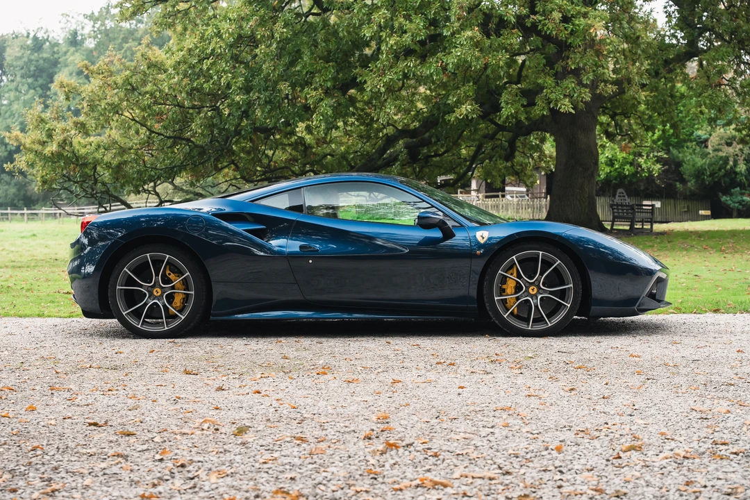 2017 Ferrari 488 GTB - Image 12 of 31