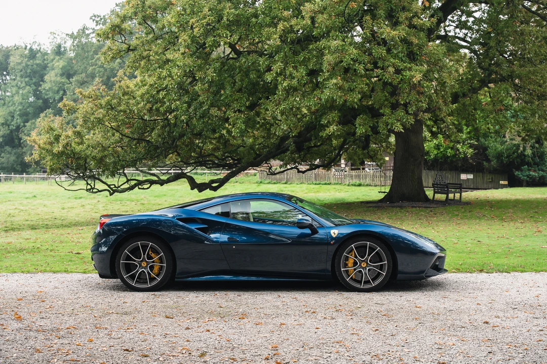 2017 Ferrari 488 GTB - Image 19 of 31