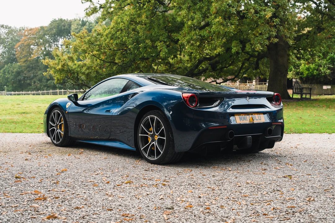 2017 Ferrari 488 GTB - Image 7 of 31