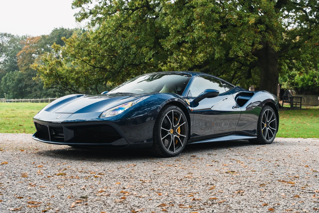 2017 Ferrari 488 GTB - Image 17 of 31