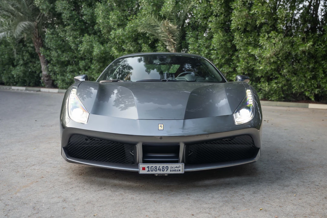 2017 Ferrari 488 GTB - Image 2 of 31