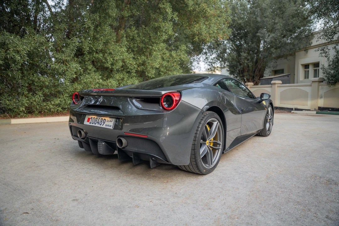 2017 Ferrari 488 GTB - Image 5 of 31
