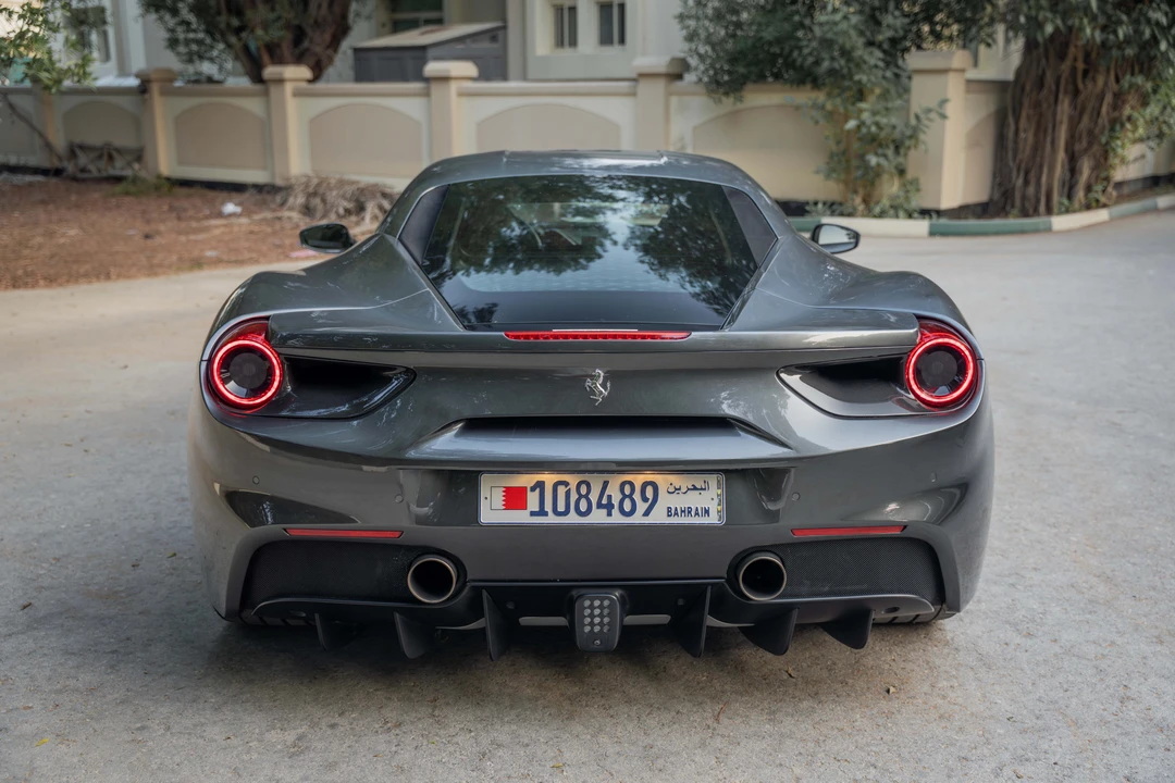 2017 Ferrari 488 GTB - Image 6 of 31