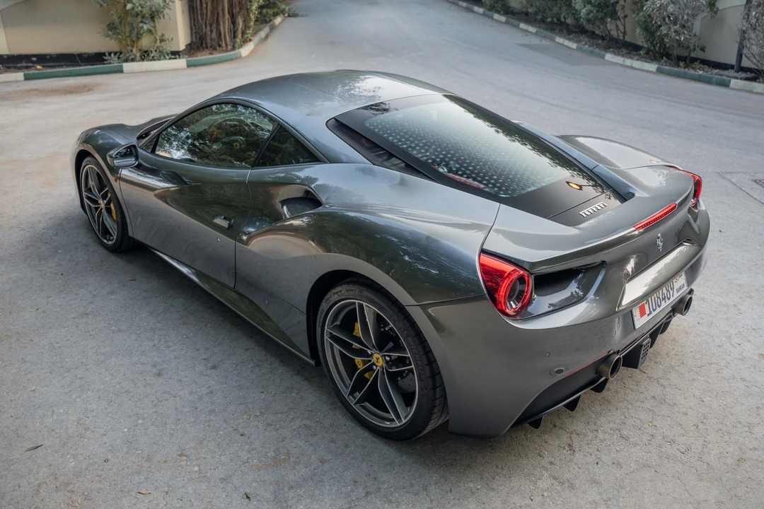 2017 Ferrari 488 GTB - Image 12 of 31