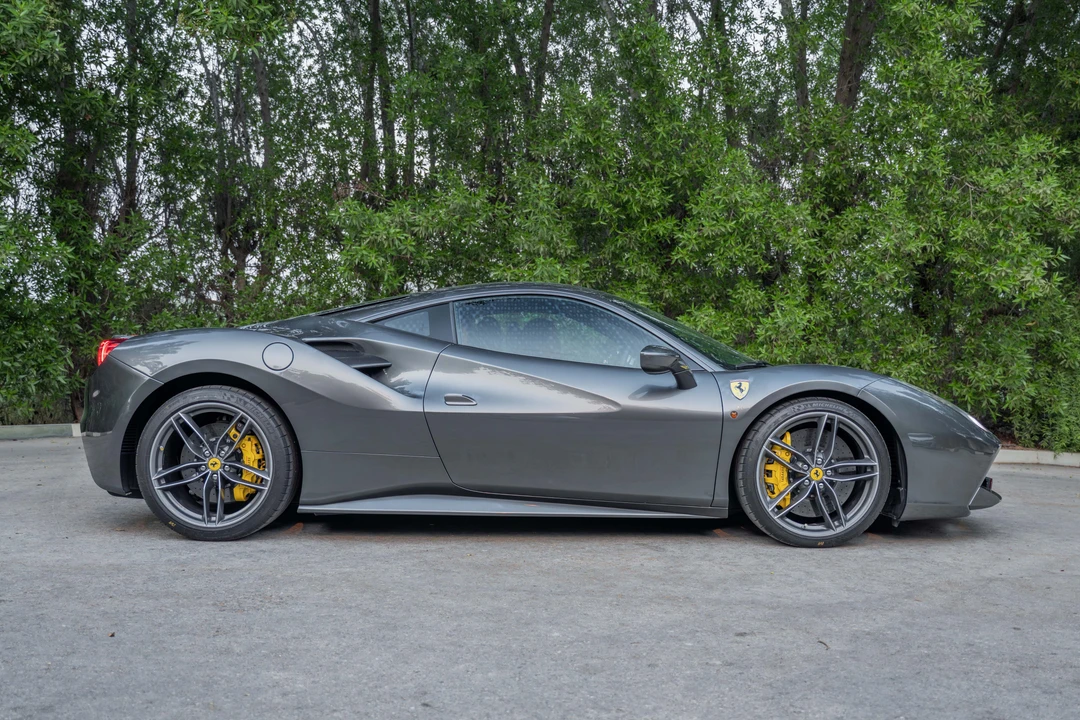 2017 Ferrari 488 GTB - Image 4 of 31
