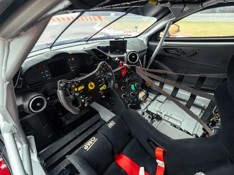 2017 Ferrari 488 GTB - Image 6 of 31