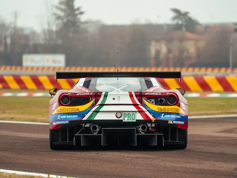 2017 Ferrari 488 GTB - Image 14 of 31