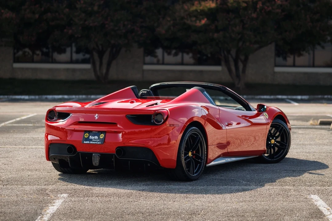 2017 Ferrari 488 GTB - Image 12 of 21