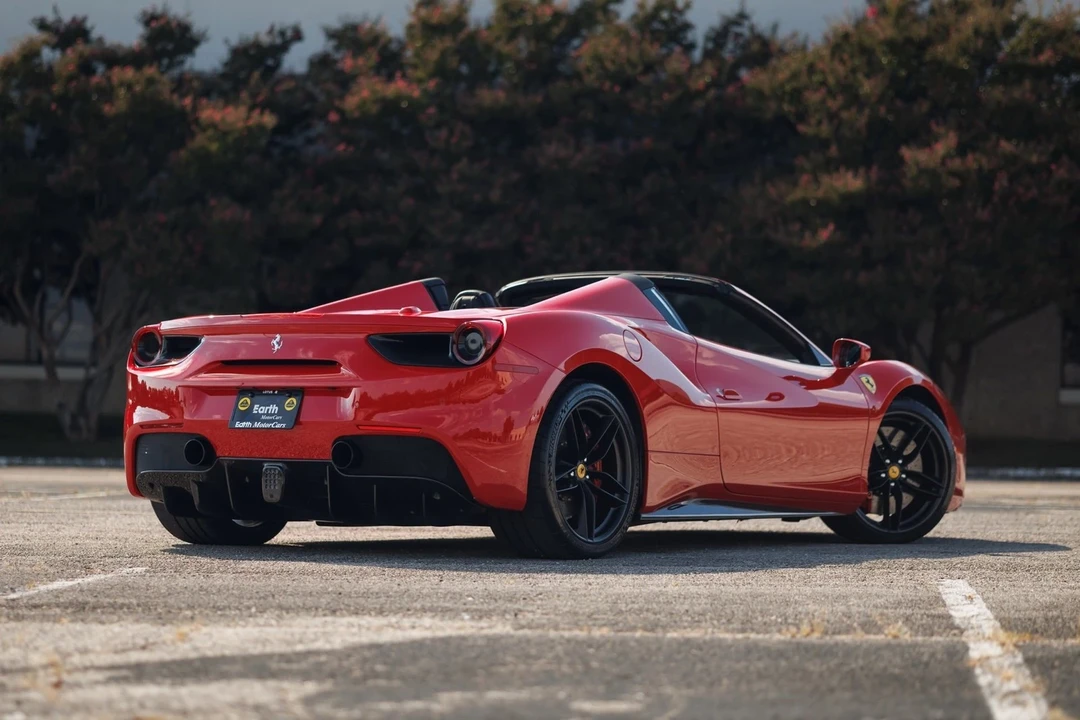 2017 Ferrari 488 GTB - Image 11 of 21