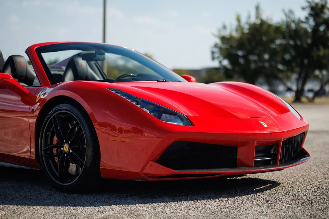 2017 Ferrari 488 GTB - Image 19 of 21
