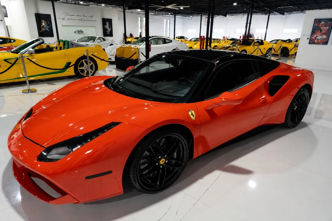 2017 Ferrari 488 GTB - Image 11 of 31