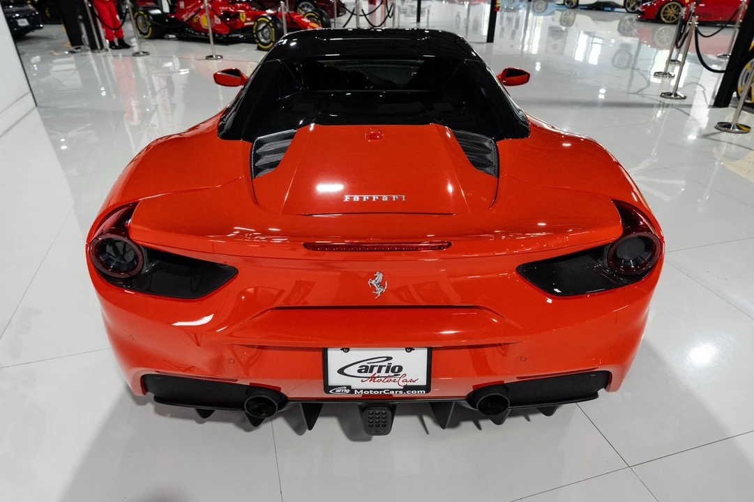 2017 Ferrari 488 GTB - Image 14 of 31