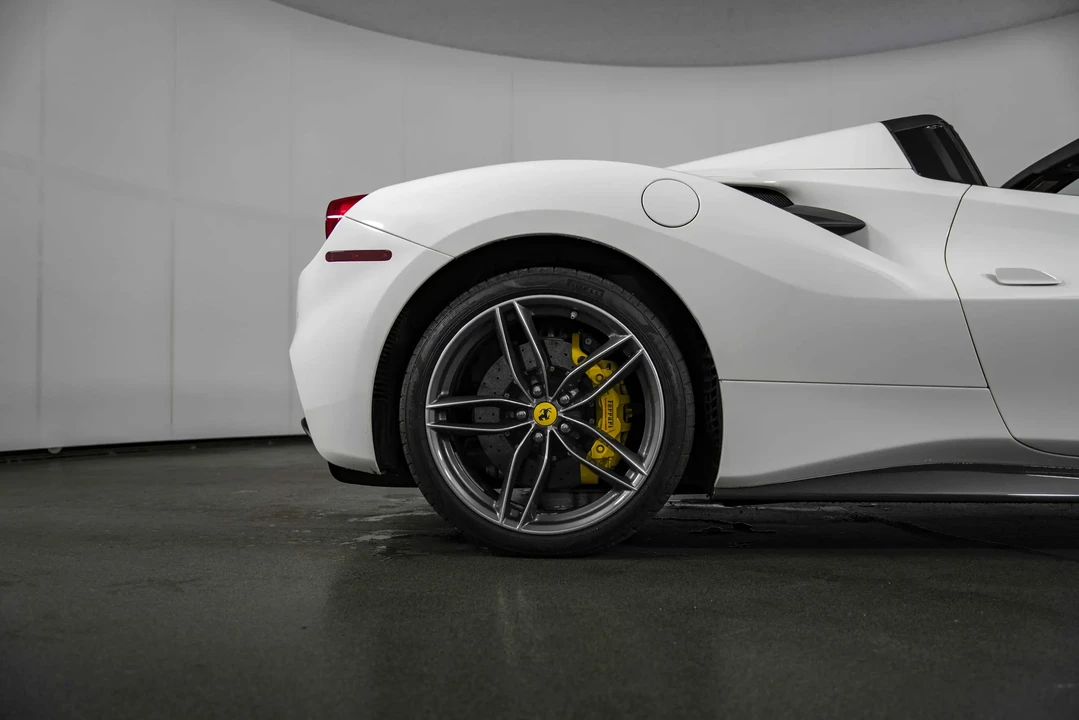 2017 Ferrari 488 Spider - Image 11 of 21