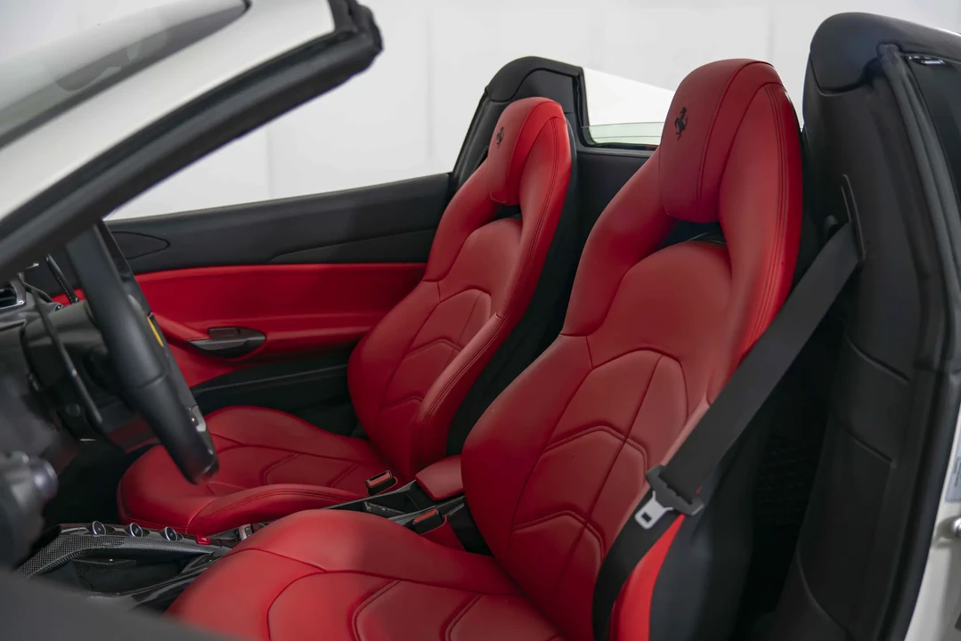 2017 Ferrari 488 Spider - Image 15 of 21