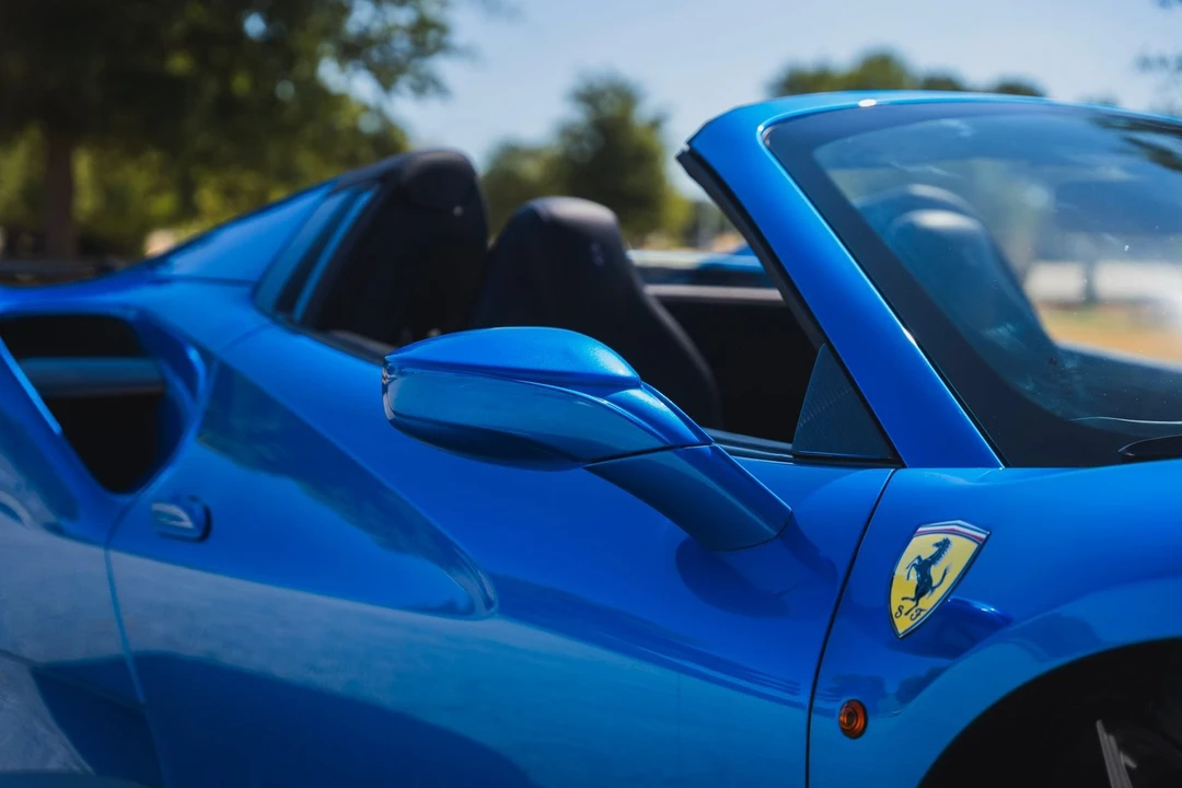 2017 Ferrari 488 GTB - Image 28 of 31