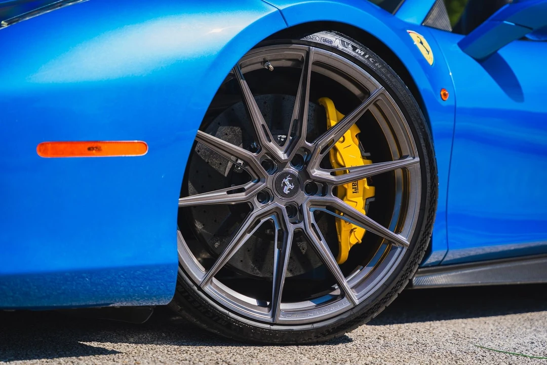 2017 Ferrari 488 GTB - Image 9 of 31