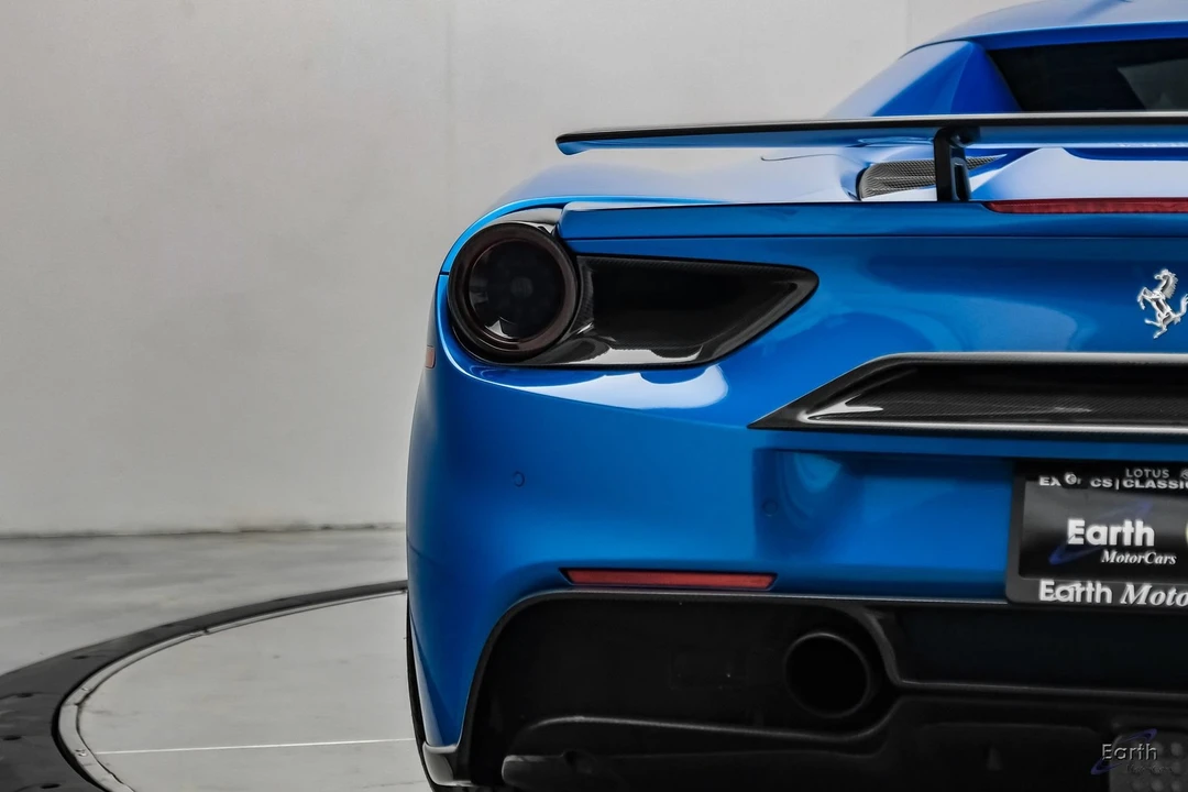 2017 Ferrari 488 - Image 18 of 31