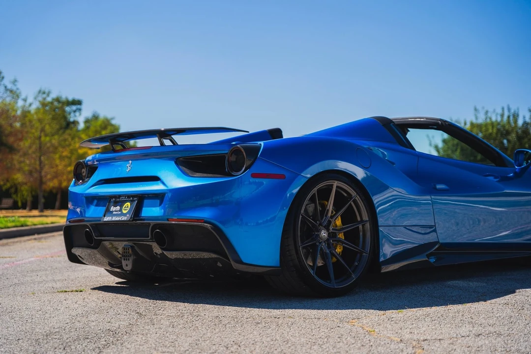 2017 Ferrari 488 GTB - Image 22 of 31