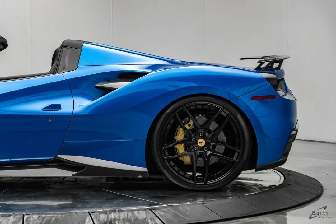 2017 Ferrari 488 - Image 12 of 31