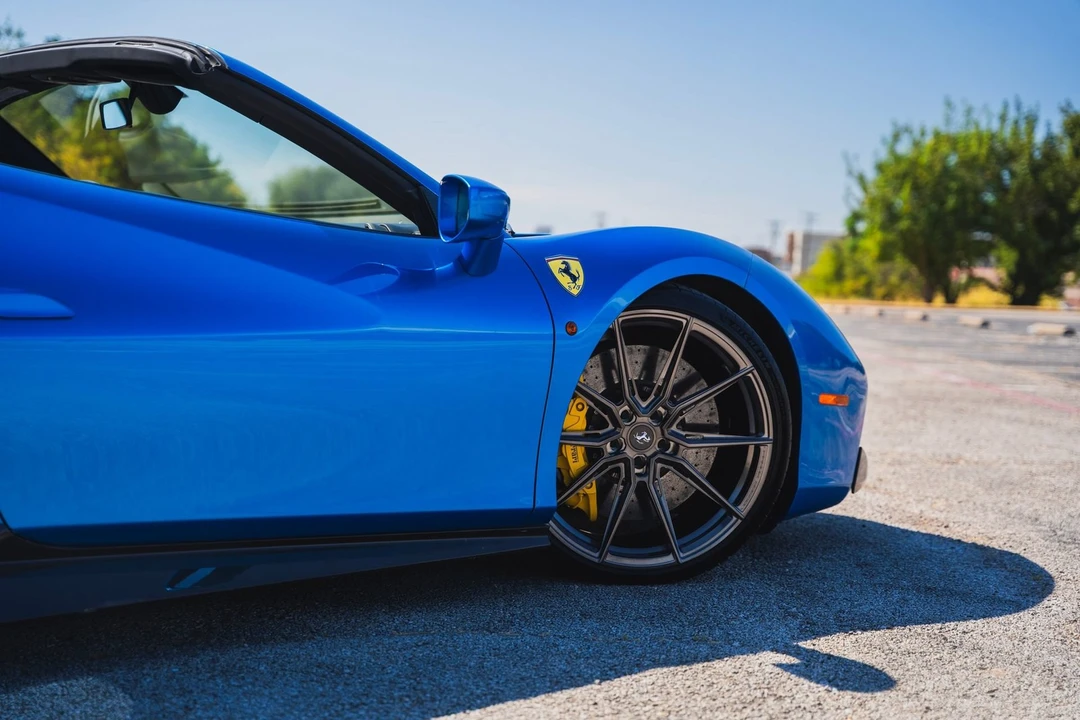 2017 Ferrari 488 GTB - Image 25 of 31