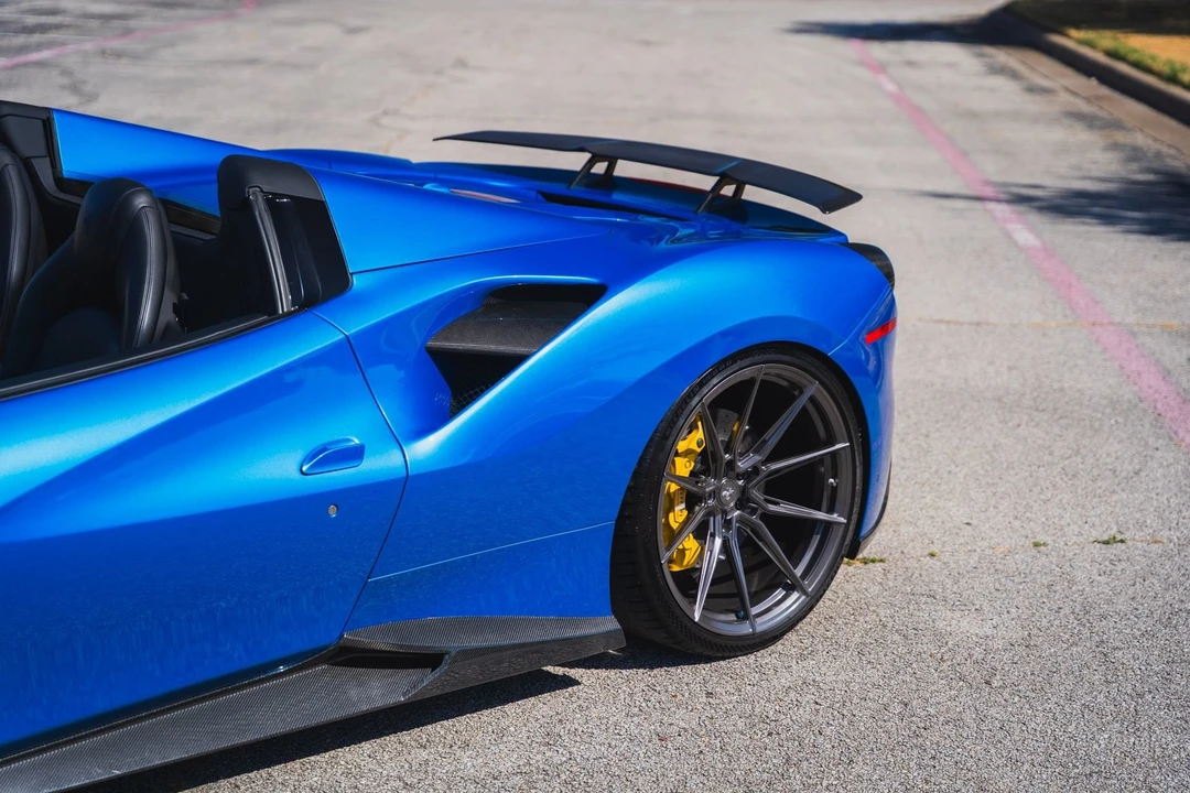 2017 Ferrari 488 GTB - Image 13 of 31